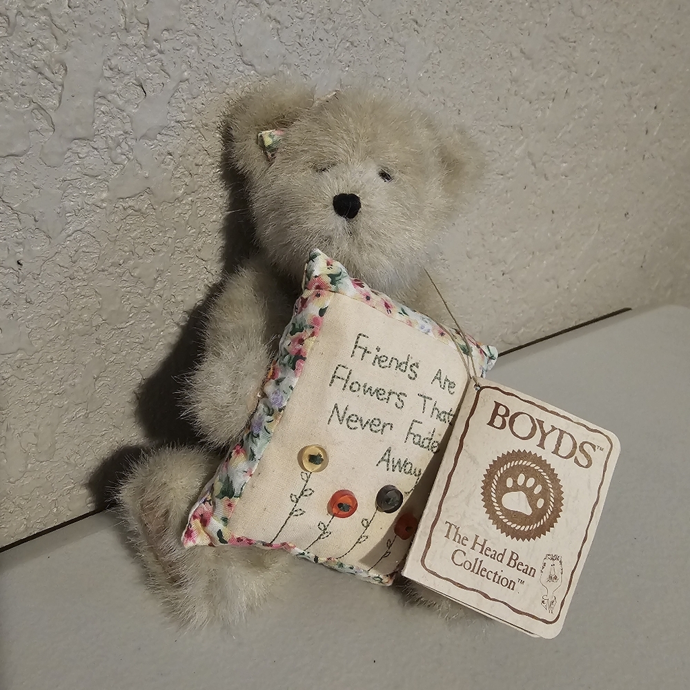 Boyds Bears Mia Goodfriends